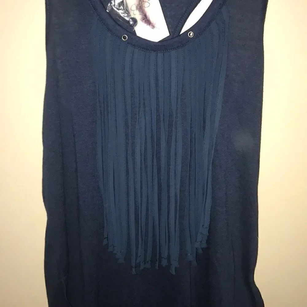 Jessica Simpson tank top 